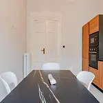 Oddino 3 - 4 *